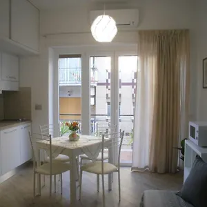 Lovely Little In Via Aurelia Appartamento